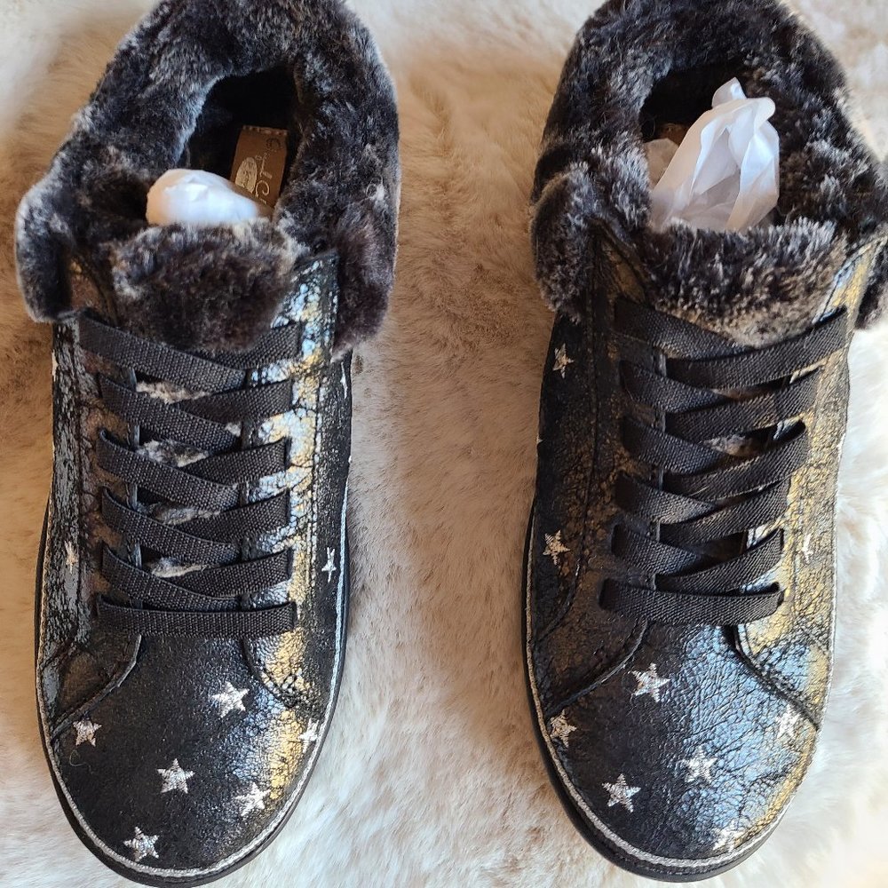 Dr Scholls Mellow Mule Black Crackle Leather with stars